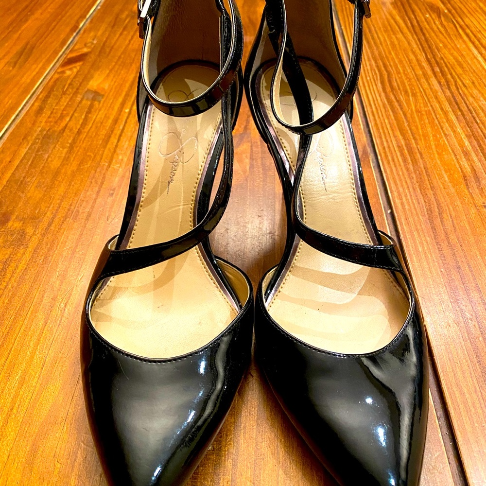 Size 8 1/2 dress shoe